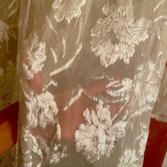 Fleur du Mal Gardenia Lace Robe NWT - Picture 4 of 7